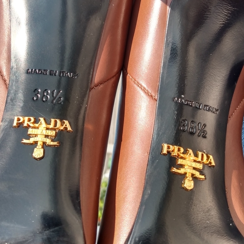 NEW, Prada Calfskin Stiletto Back Zip Booties - Picture 9 of 16